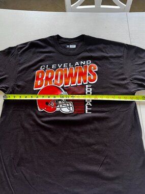 Cleveland Browns Short Sleeve T-Shirt - NWT